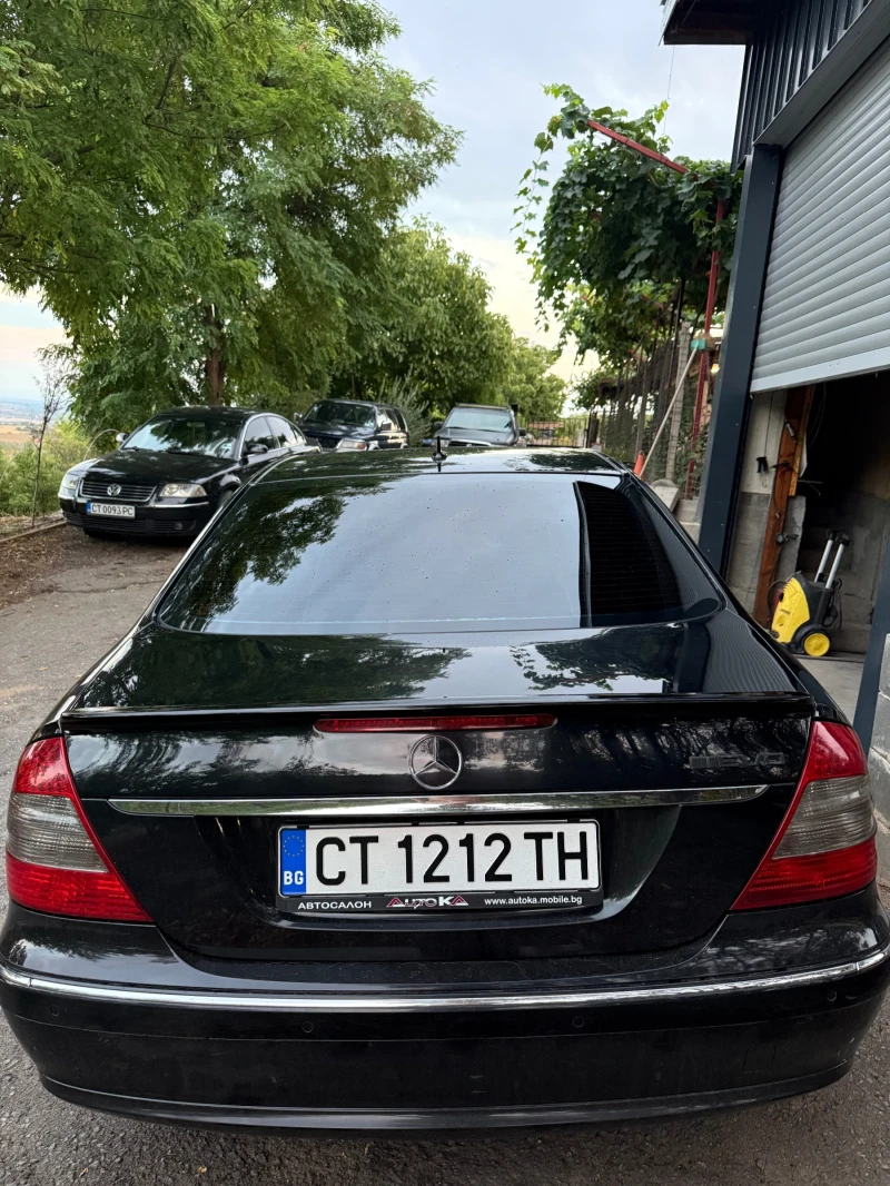 Mercedes-Benz E 320, снимка 6 - Автомобили и джипове - 51908628