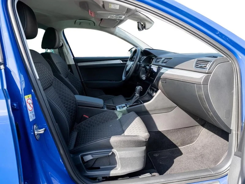 Skoda Superb 2.0TDI/200HP/AMBITION/CAM/NAVI/ACC/LED/743v, снимка 7 - Автомобили и джипове - 52122347