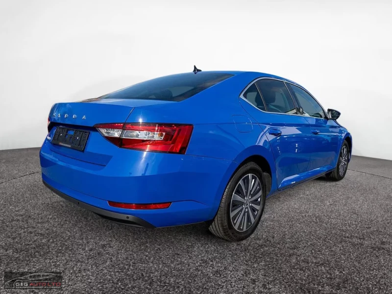 Skoda Superb 2.0TDI/200HP/AMBITION/CAM/NAVI/ACC/LED/743v, снимка 2 - Автомобили и джипове - 52122347