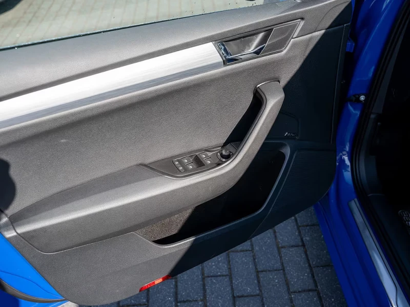 Skoda Superb 2.0TDI/200HP/AMBITION/CAM/NAVI/ACC/LED/743v, снимка 13 - Автомобили и джипове - 52122347