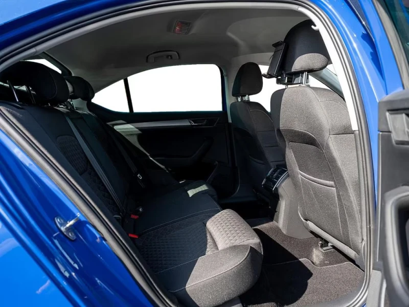 Skoda Superb 2.0TDI/200HP/AMBITION/CAM/NAVI/ACC/LED/743v, снимка 10 - Автомобили и джипове - 52122347