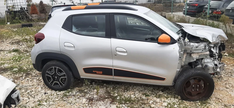 Dacia Spring, снимка 4 - Автомобили и джипове - 52166140
