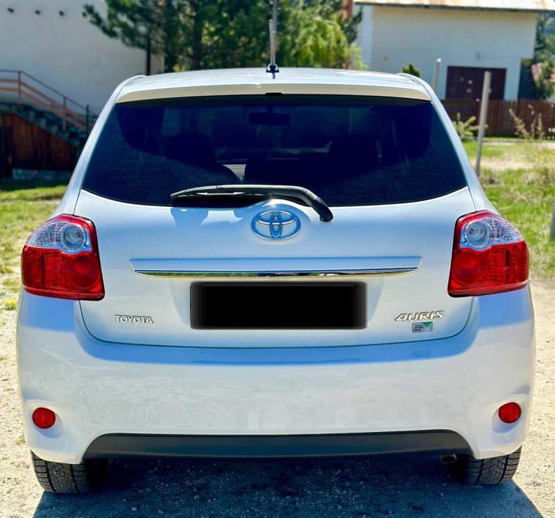 Toyota Auris NAVI / Optimal Drive System 6-скорости, снимка 3 - Автомобили и джипове - 52567206