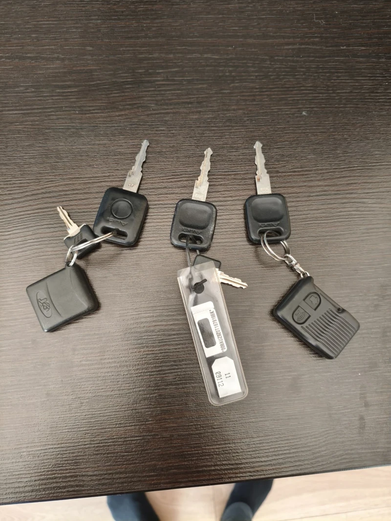 Audi A4 1.8-125 к.с. с газ, снимка 12 - Автомобили и джипове - 52736105