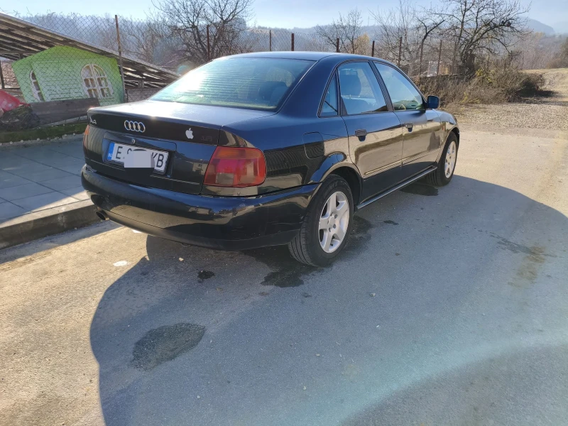 Audi A4 1.8-125 к.с. с газ, снимка 6 - Автомобили и джипове - 52736105