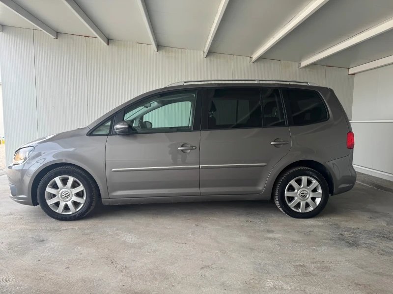 VW Touran 2.0-7-местен-HIGHLINE, снимка 3 - Автомобили и джипове - 53599335