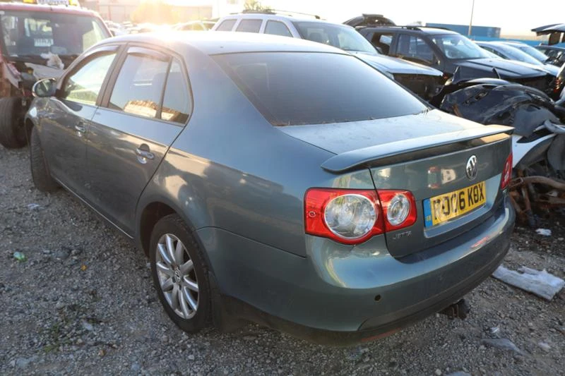 VW Jetta 1.9 TDI НА ЧАСТИ, снимка 6 - Автомобили и джипове - 30537463