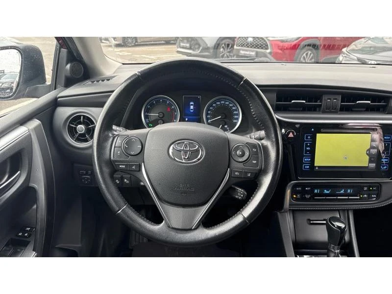 Toyota Corolla SDN 1.6P CVT EXECUTIVE PLUS, снимка 9 - Автомобили и джипове - 53297496