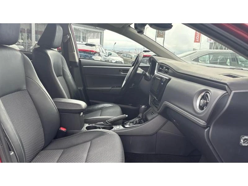 Toyota Corolla SDN 1.6P CVT EXECUTIVE PLUS, снимка 6 - Автомобили и джипове - 53297496