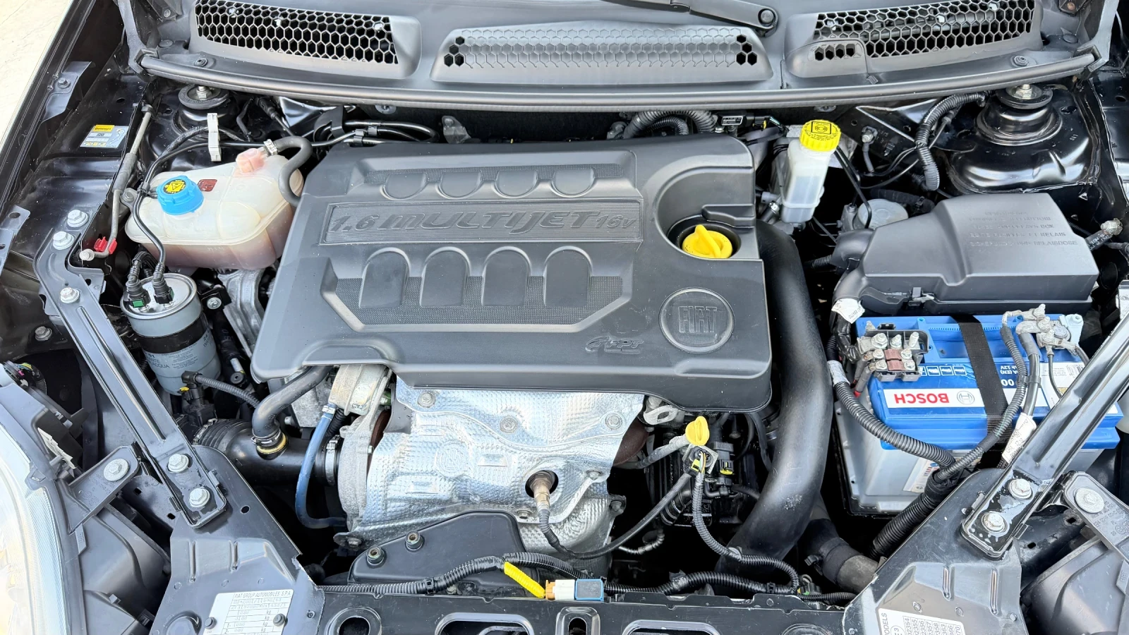 Fiat Bravo 1.6M-JET 120k.c * 6ск* UNIKAT* , снимка 17 - Автомобили и джипове - 44024687