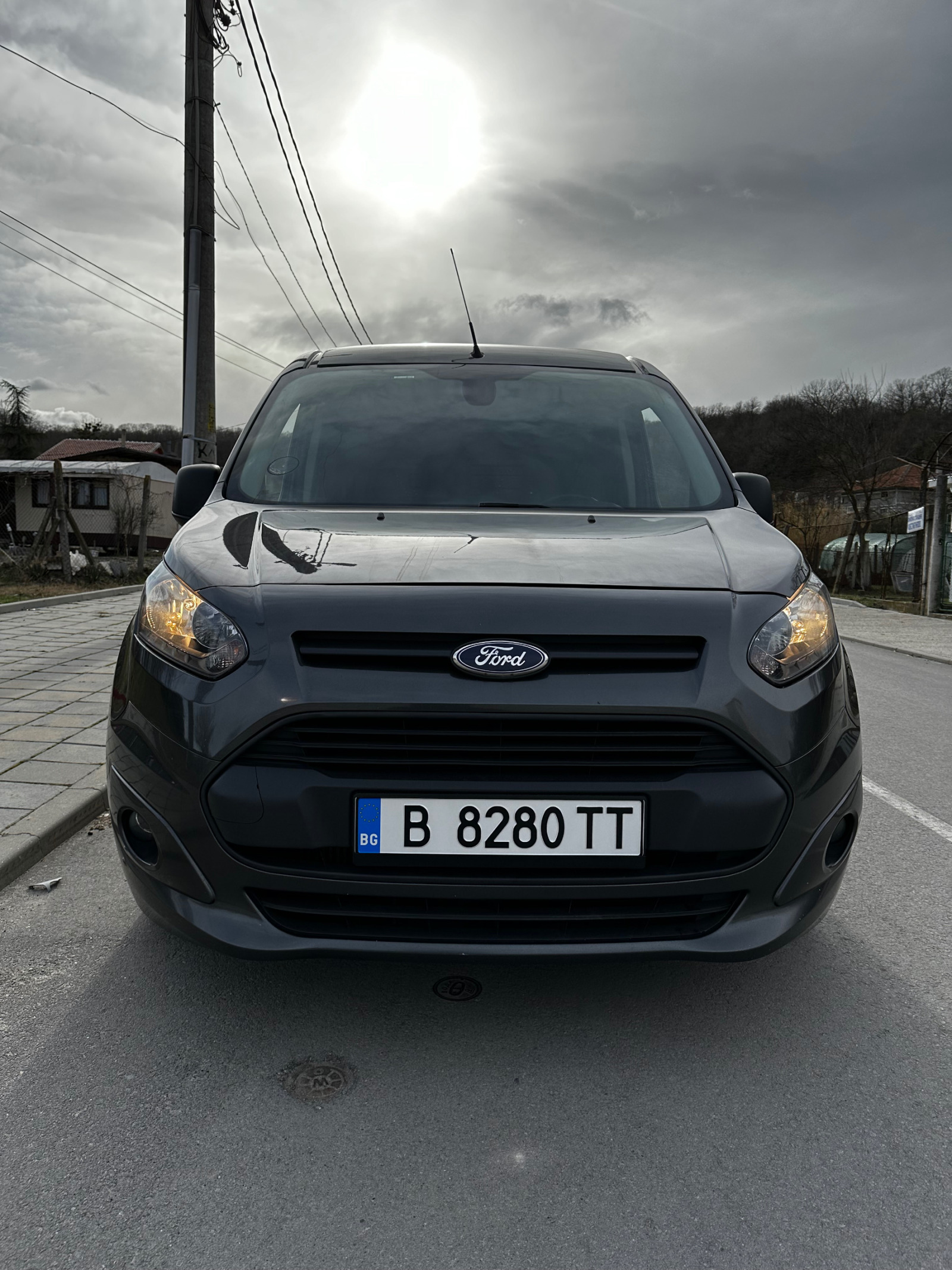 Ford Connect Maxi - изображение 1