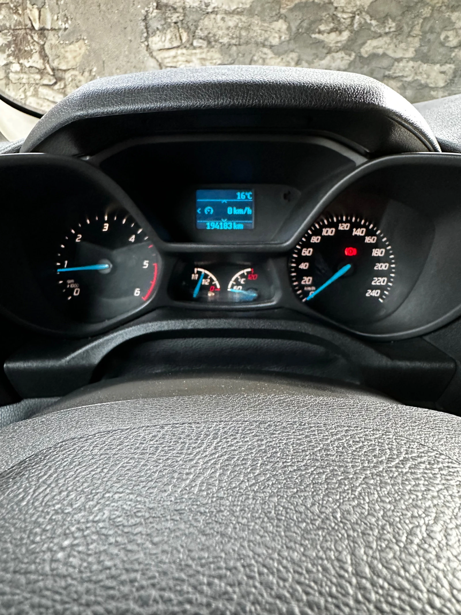 Ford Connect Maxi - изображение 8