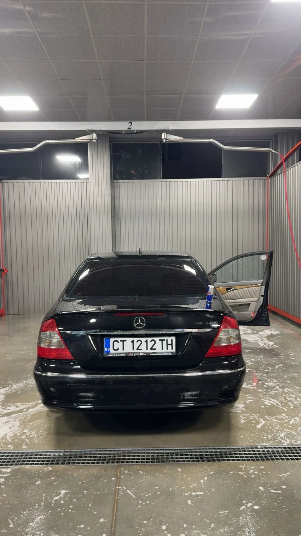 Mercedes-Benz E 320  - изображение 2