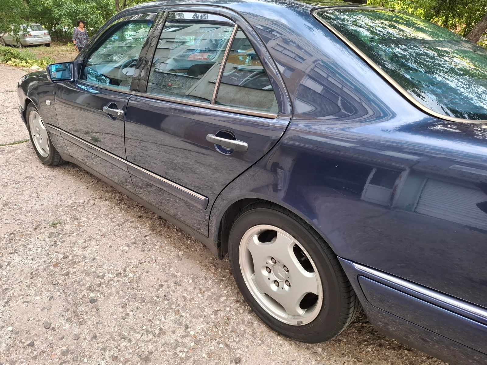 Mercedes-Benz E 250  - изображение 7