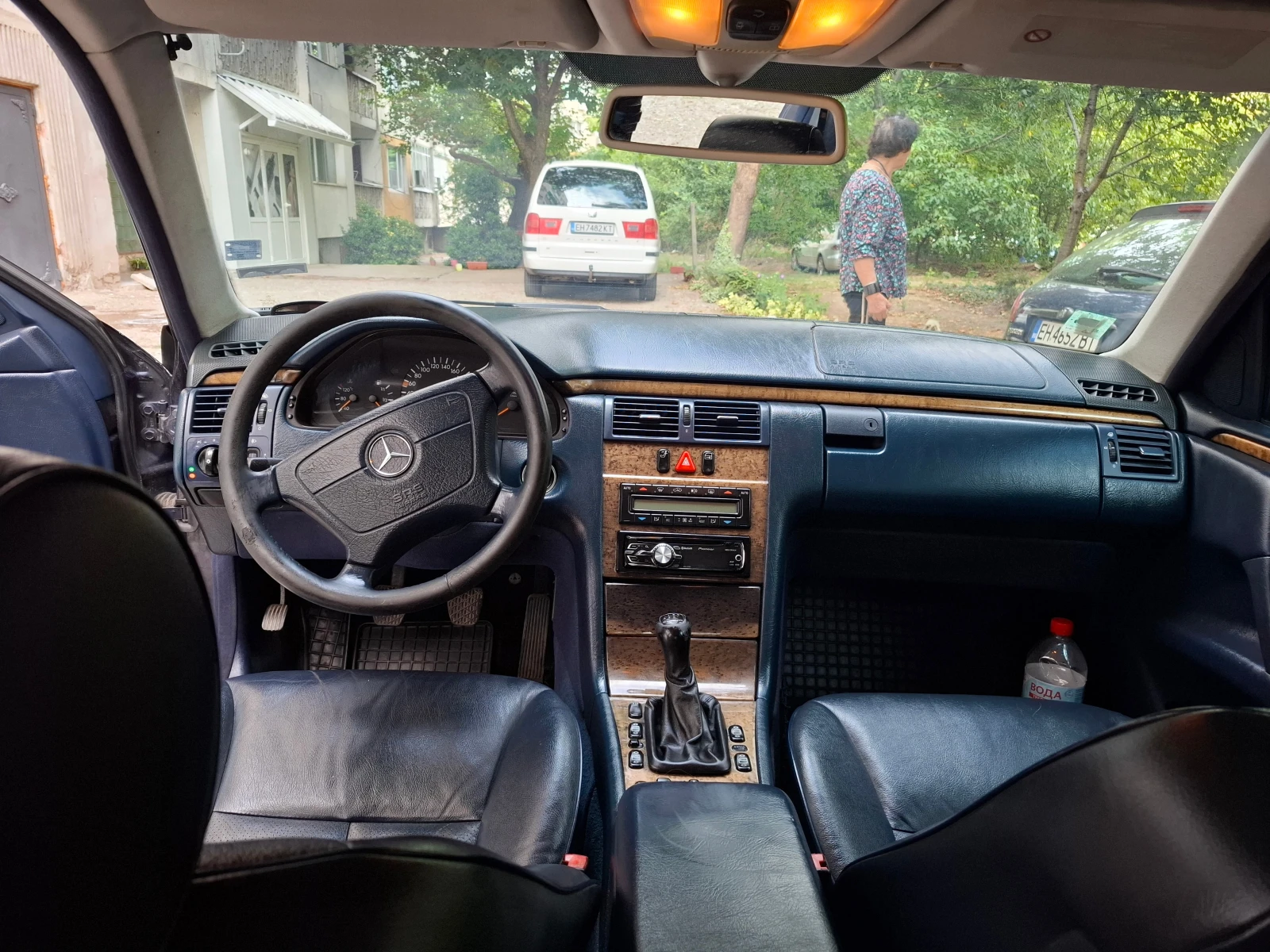 Mercedes-Benz E 250  - изображение 10