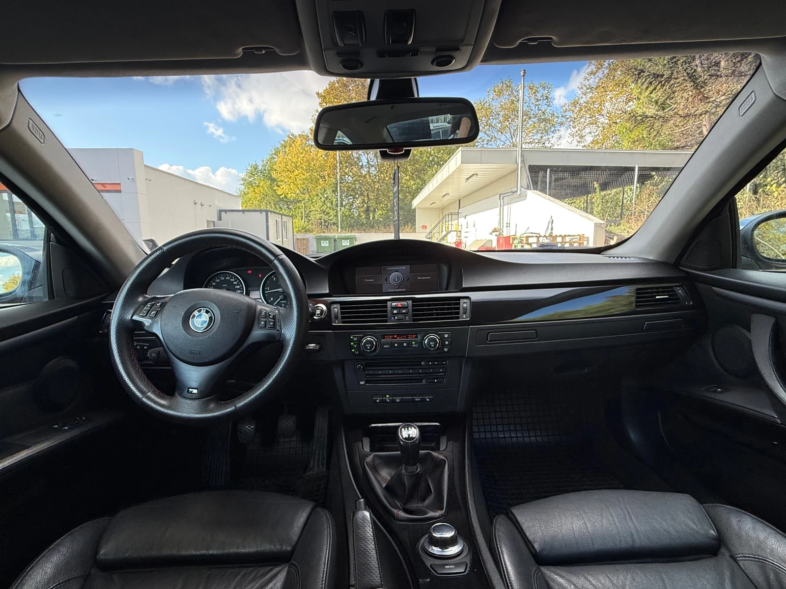 BMW 320  - изображение 6