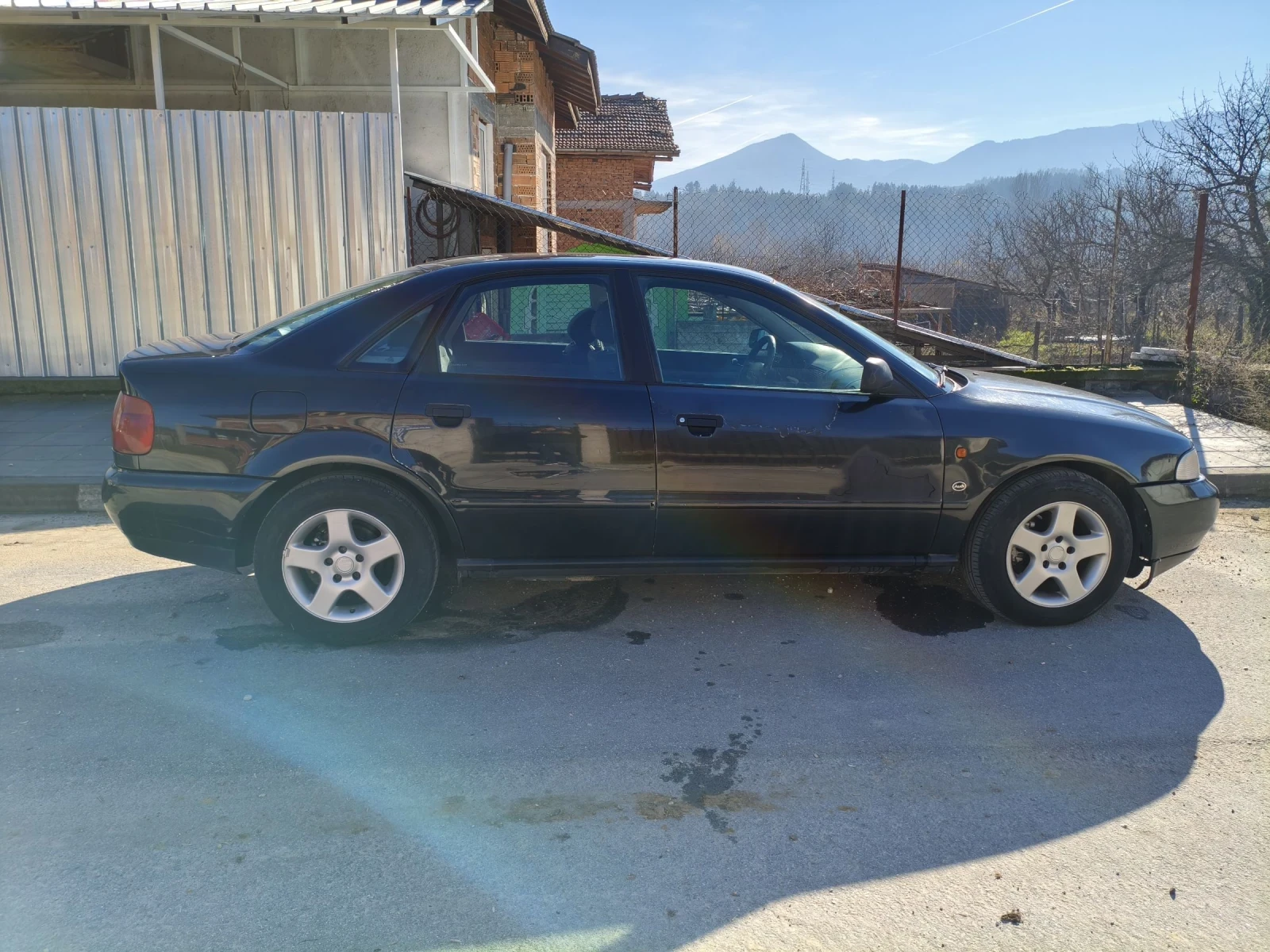 Audi A4 1.8-125 �.�. � ��� | Mobile.bg � ����������� 7