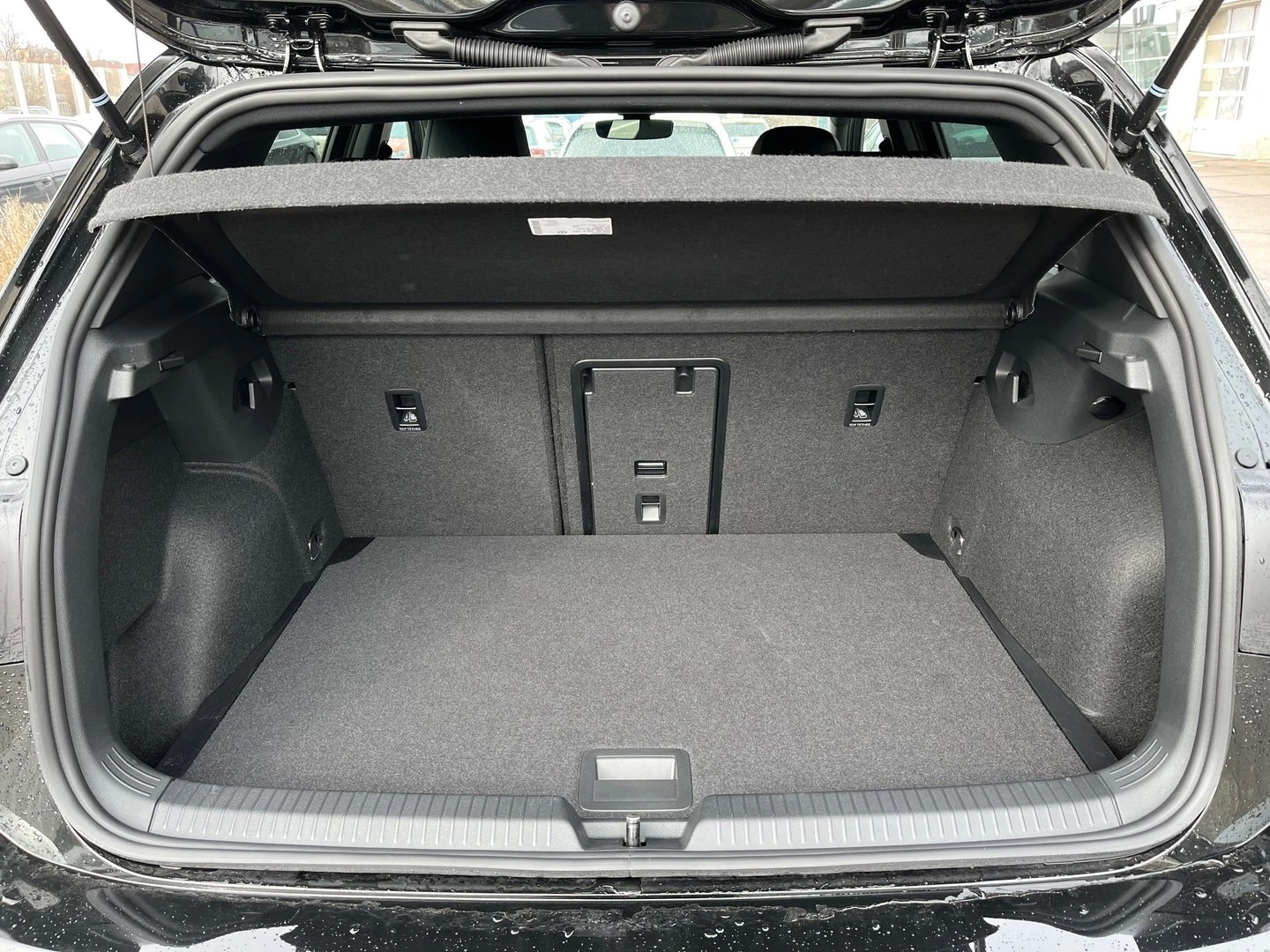 VW Golf 8 R-Line Plus 1.5 eTSI OPF DSG | Mobile.bg � ����������� 4