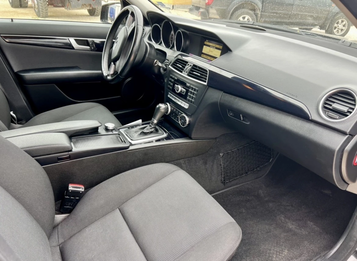 Mercedes-Benz C 220 170 HP - изображение 10