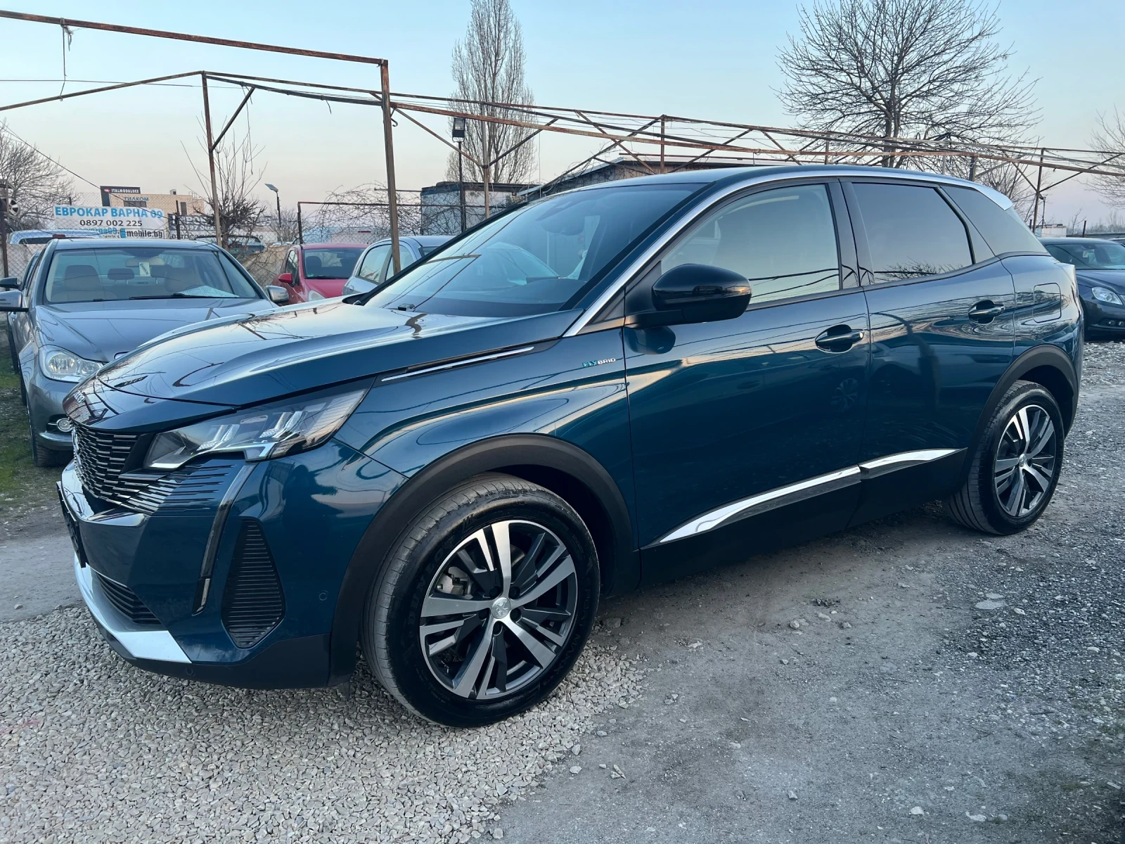 Peugeot 3008 1.6 THP PLUG IN HYBRID/ALLURE/ТОП СЪСТОЯНИЕ, снимка 7 - Автомобили и джипове - 53763008