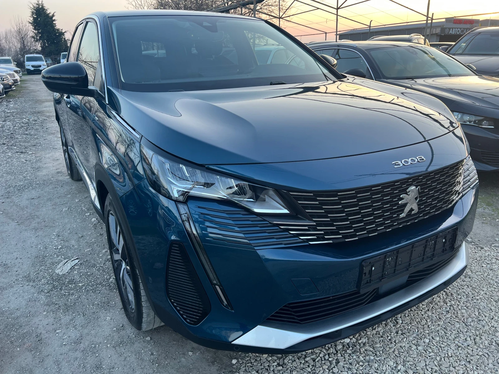 Peugeot 3008 1.6 THP PLUG IN HYBRID/ALLURE/ТОП СЪСТОЯНИЕ, снимка 3 - Автомобили и джипове - 53763008