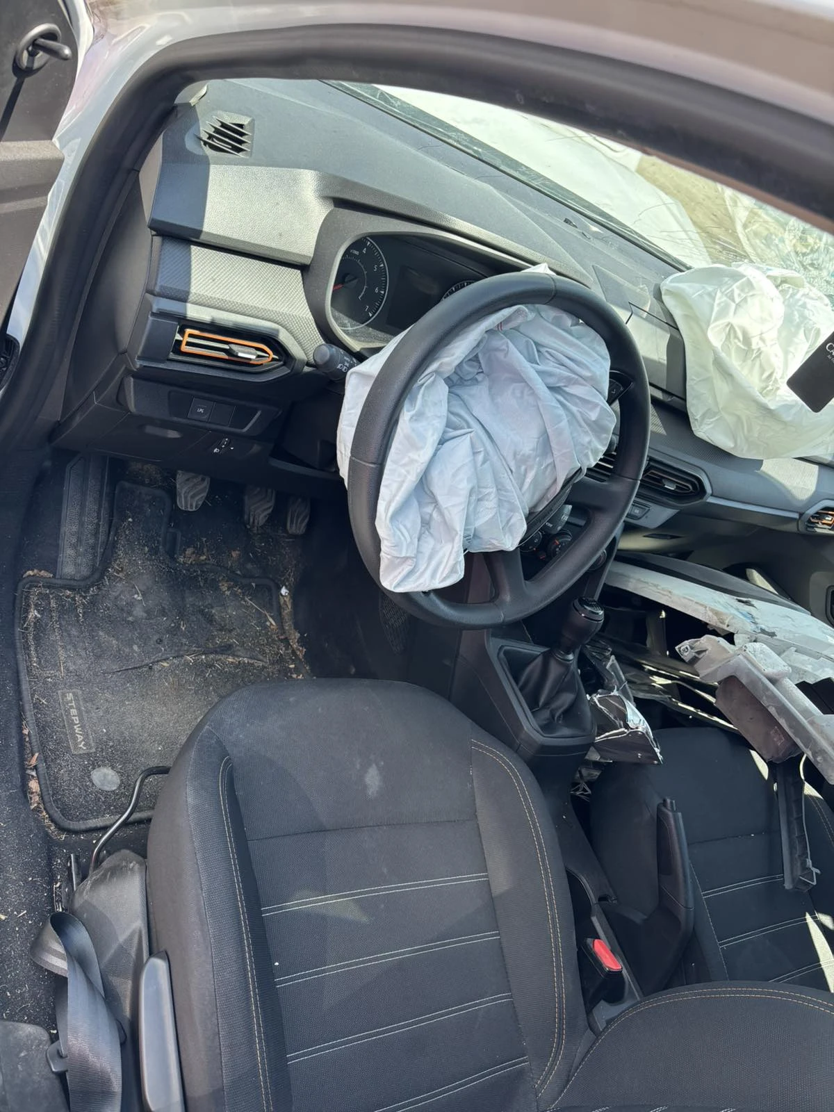 Dacia Sandero STEPWAY 1.0 tce | Mobile.bg � ����������� 4