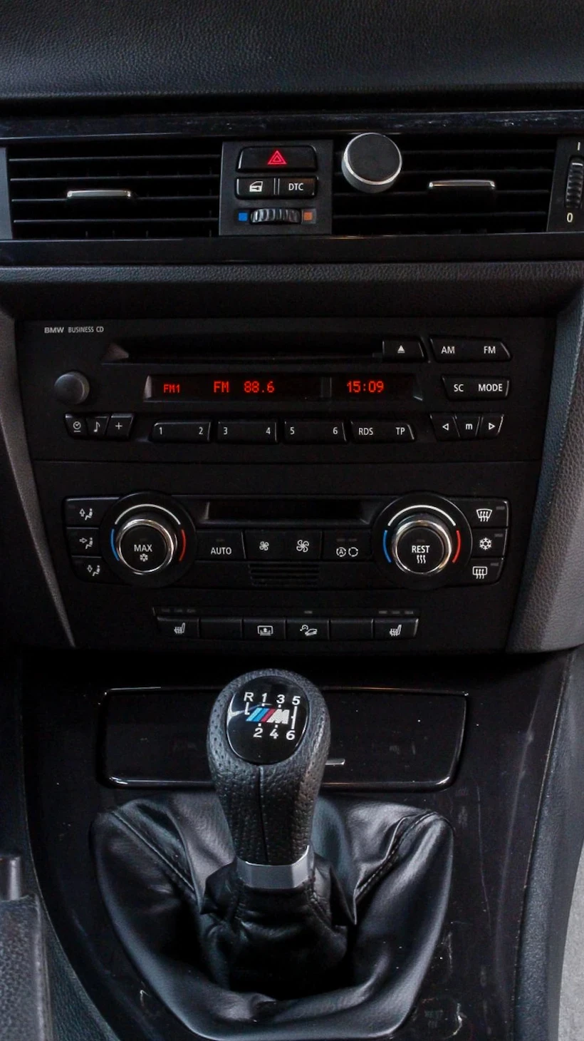 BMW 330 Xdelete, снимка 10 - Автомобили и джипове - 54526543