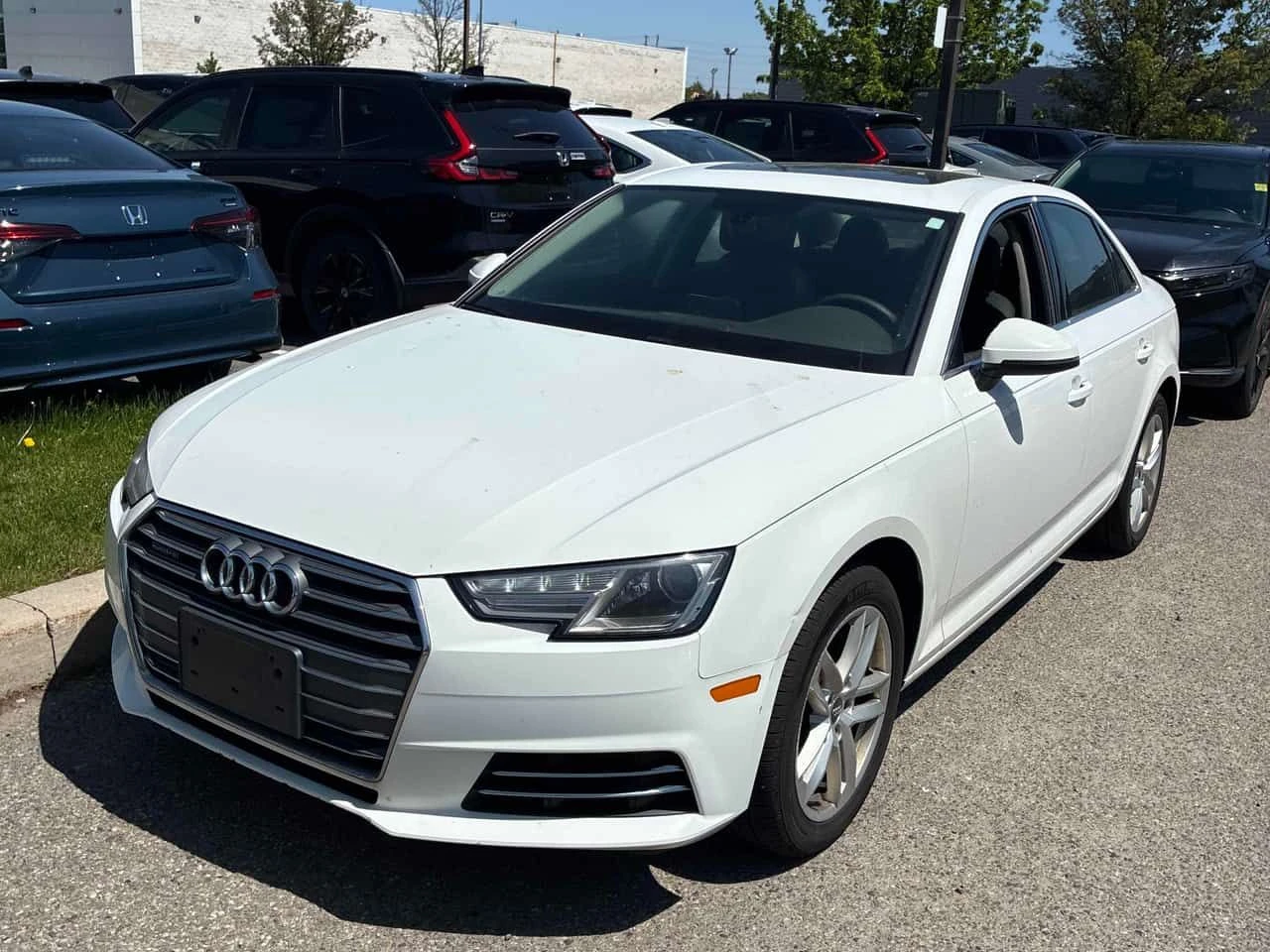 Audi A4 * Komfort * АВТОКРЕДИТ БЕЗ ПЪРВОНАЧАЛНА ВНОСКА