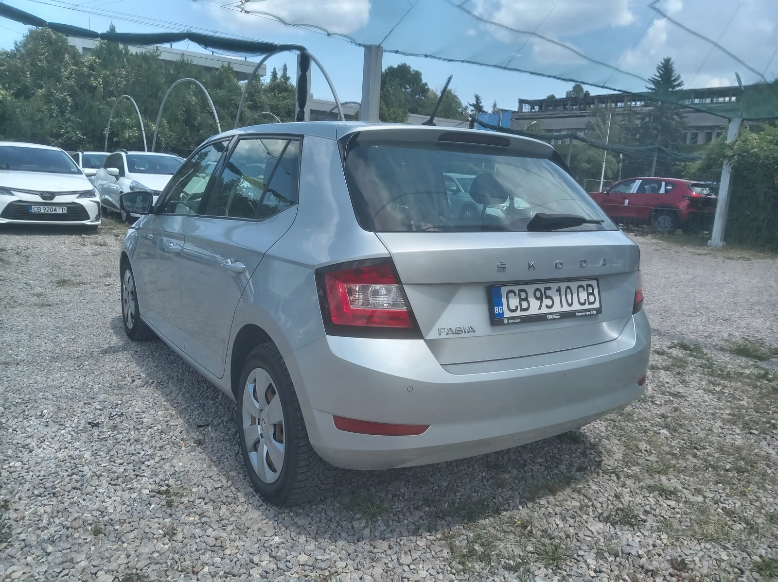 Skoda Fabia 1.0TSI, снимка 4 - Автомобили и джипове - 55102314