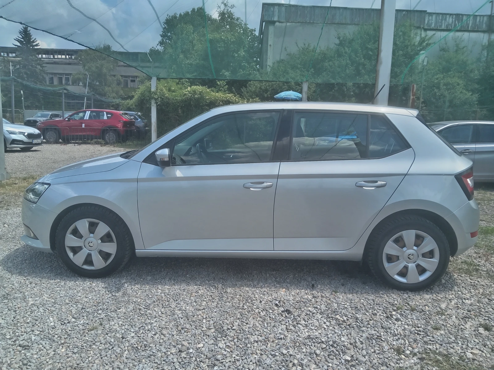 Skoda Fabia 1.0TSI, снимка 5 - Автомобили и джипове - 55102314