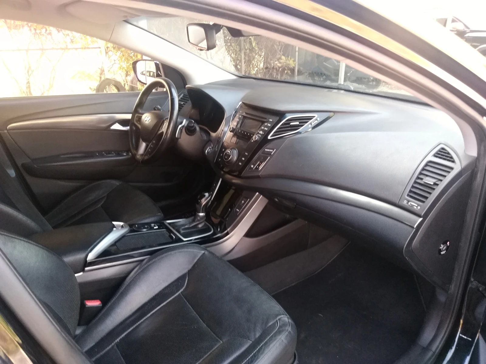Hyundai I40 Автомат, снимка 14 - Автомобили и джипове - 56660031
