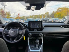 Toyota Rav4 Hybrid LE AWD* , снимка 10