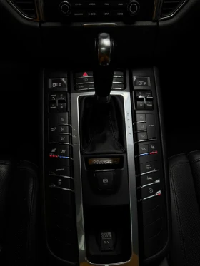 Porsche Macan S - 55000 лв. / 28121.05 € - 79855686 11