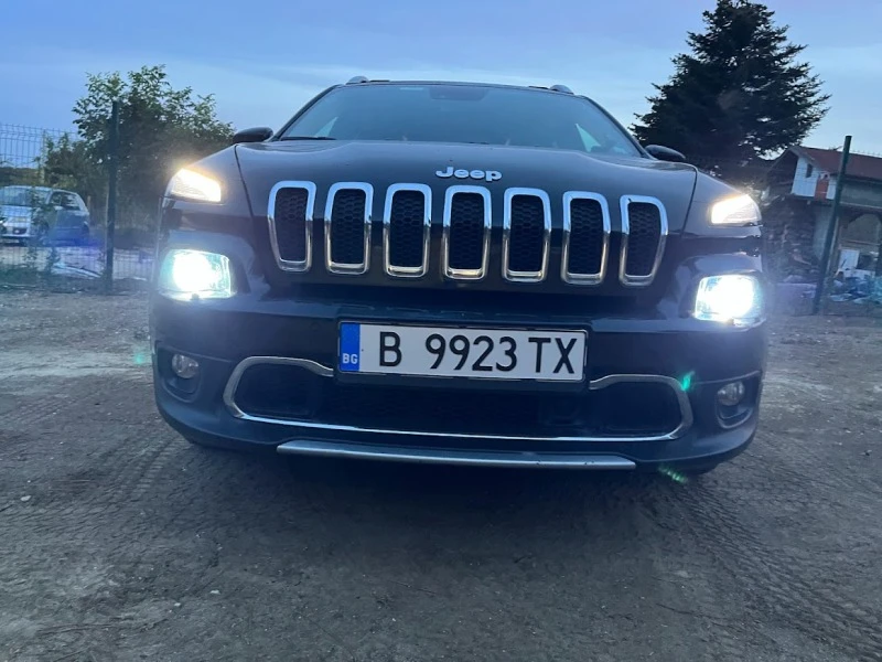 Jeep Cherokee LIMITED 2.0 4x4, снимка 1 - Автомобили и джипове - 47741839