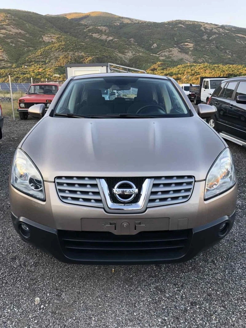 Nissan Qashqai, снимка 13 - Автомобили и джипове - 46487498