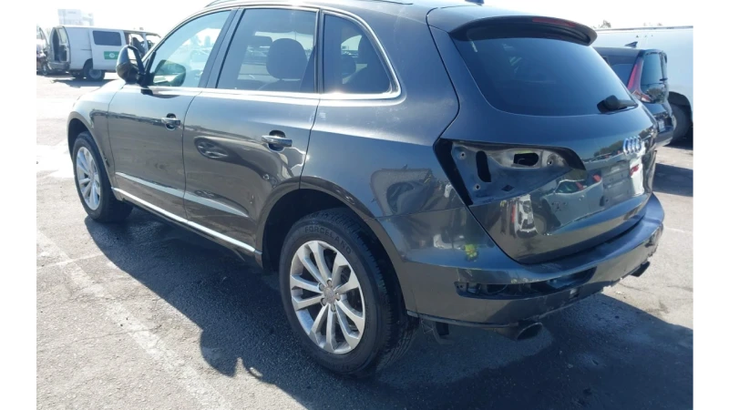 Audi Q5 2.0T PREMIUM, снимка 3 - Автомобили и джипове - 47703309