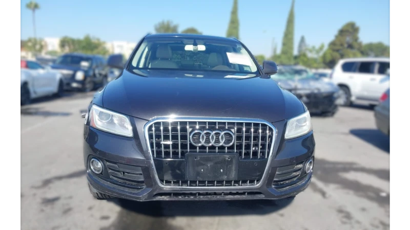 Audi Q5 2.0T PREMIUM, снимка 9 - Автомобили и джипове - 47703309