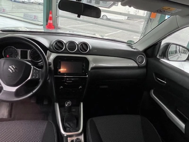Suzuki Vitara 1.6i 4x4 На Части, снимка 10 - Автомобили и джипове - 52170611