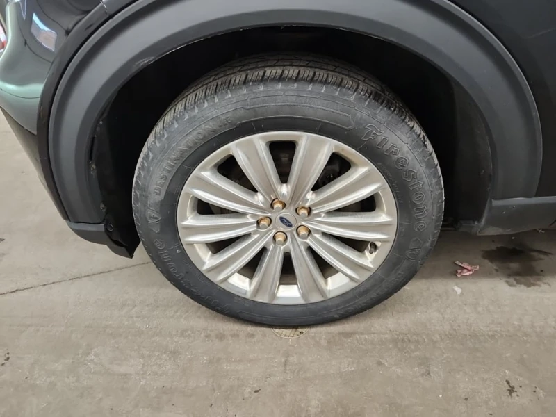 Ford Explorer 2022 Limited * CARFAX * БЕЗ ПЪРВОНАЧАЛНА ВНОСКА, снимка 7 - Автомобили и джипове - 52941652