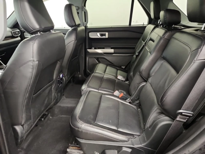 Ford Explorer 2022 Limited * CARFAX * БЕЗ ПЪРВОНАЧАЛНА ВНОСКА, снимка 13 - Автомобили и джипове - 52941652