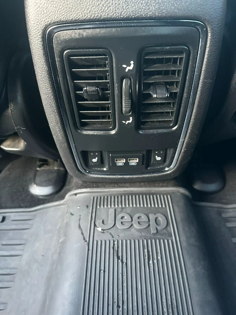 Jeep Grand cherokee Limited, снимка 12 - Автомобили и джипове - 54101561