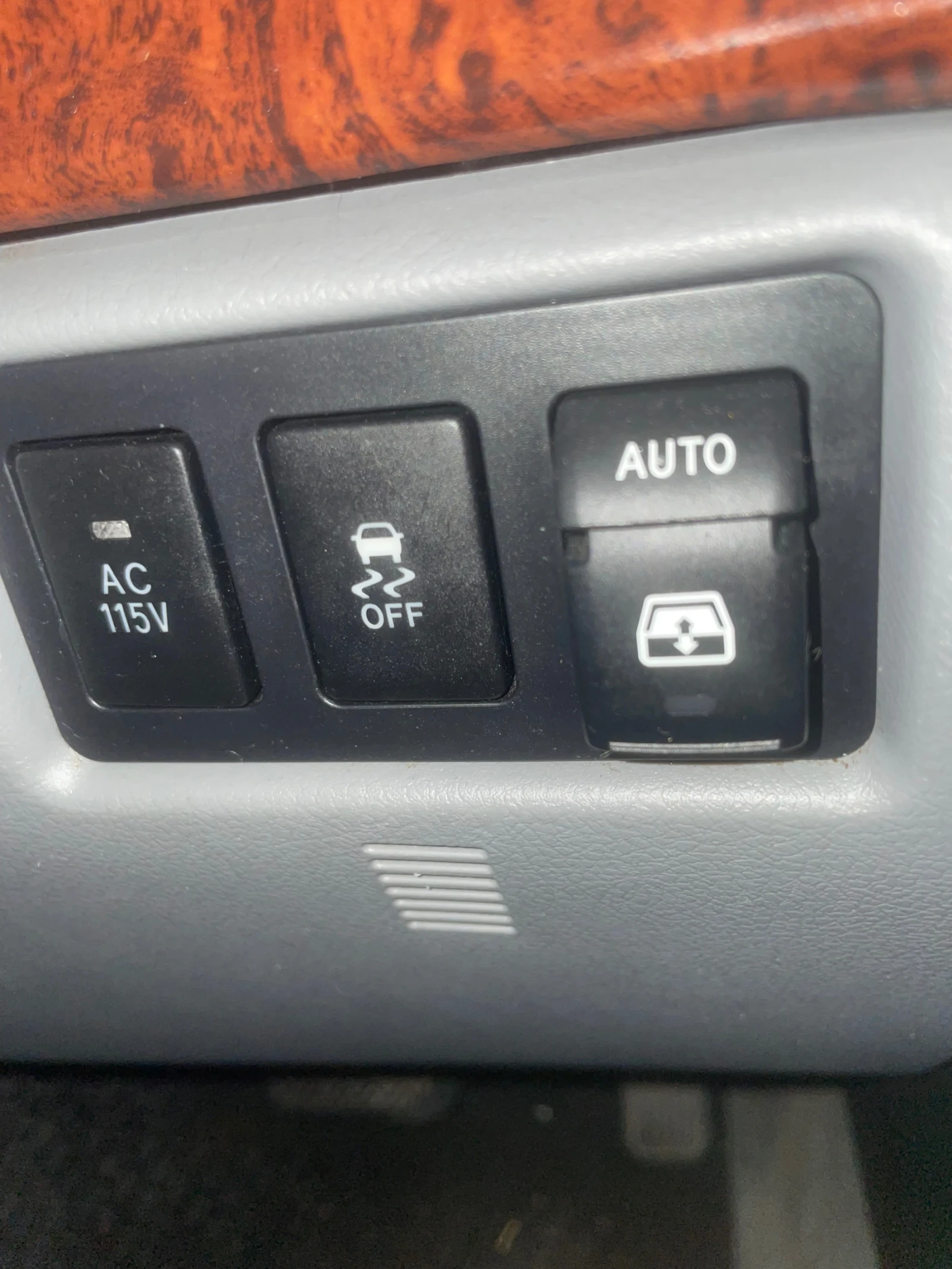 Toyota Sequoia | Mobile.bg � ����������� 12