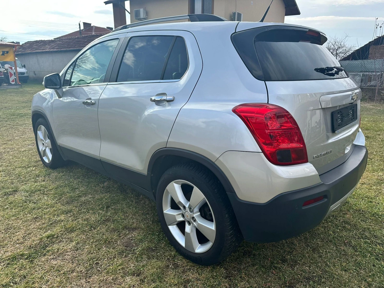 Chevrolet Trax 1, 7 CDTi Автоматик - изображение 3