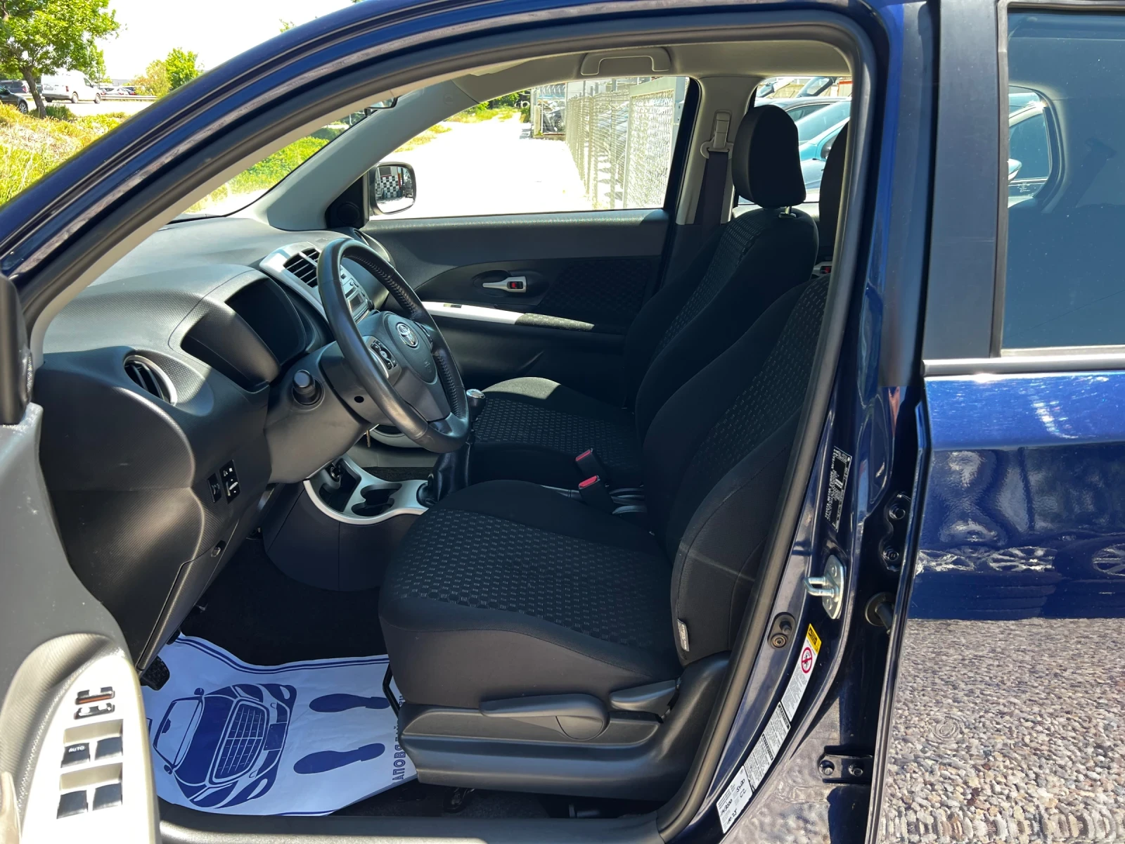 Toyota Urban Cruiser 1.4 D4-D 134000KM 6-SPEED 4X4  - изображение 10