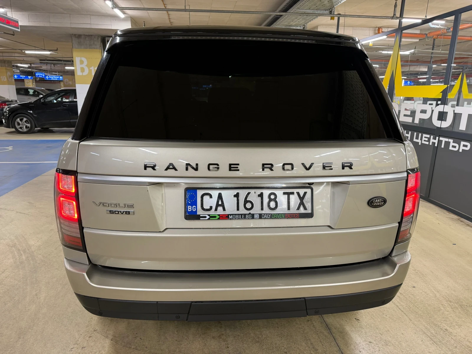 Land Rover Range rover 4.4* DIGITAL* VACUM* AUTOBIOGRAPHY* FULL* 360* 22k | Mobile.bg   6