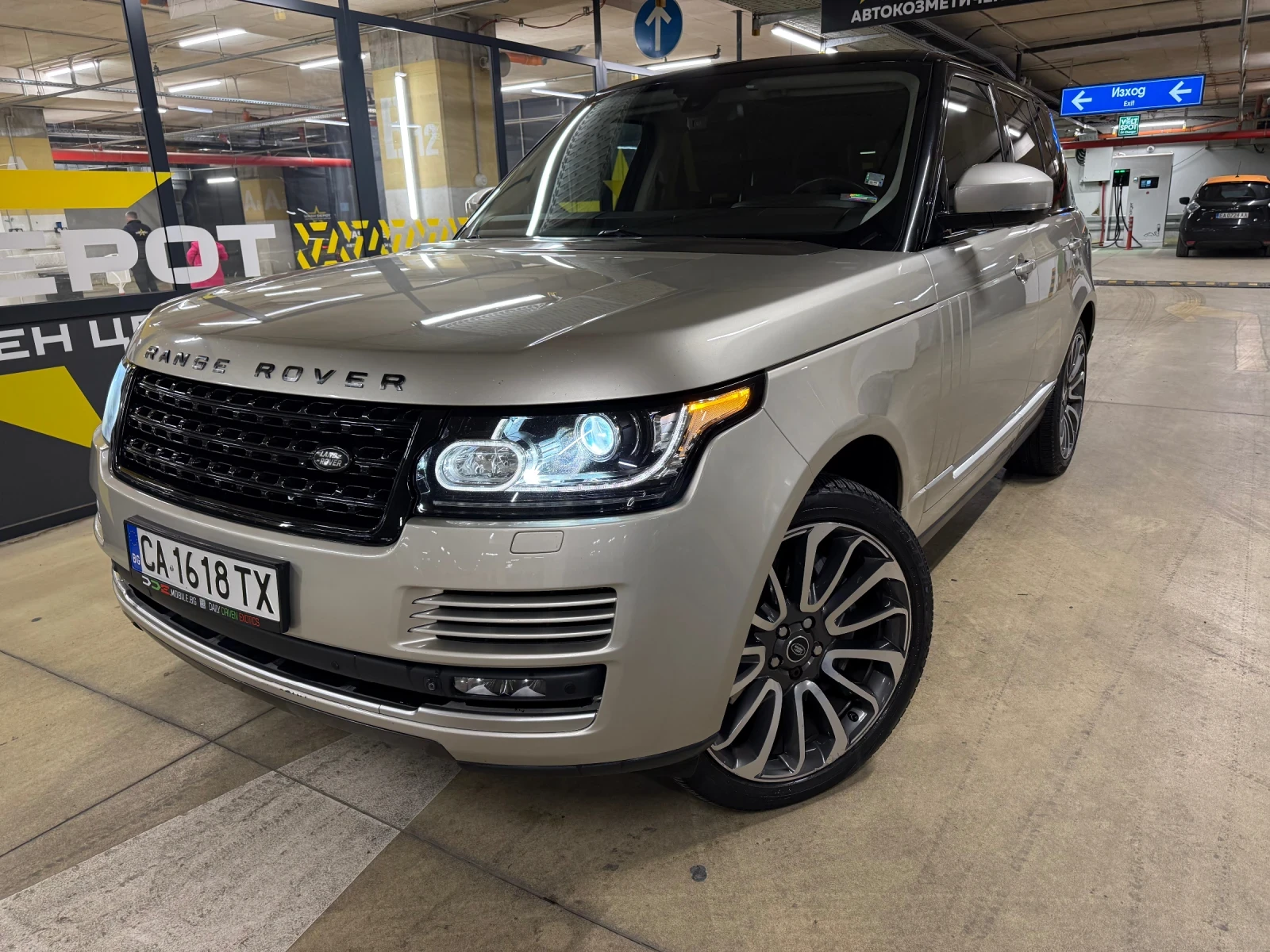 Land Rover Range rover 4.4* DIGITAL* VACUM* AUTOBIOGRAPHY* FULL* 360* 22k | Mobile.bg   1