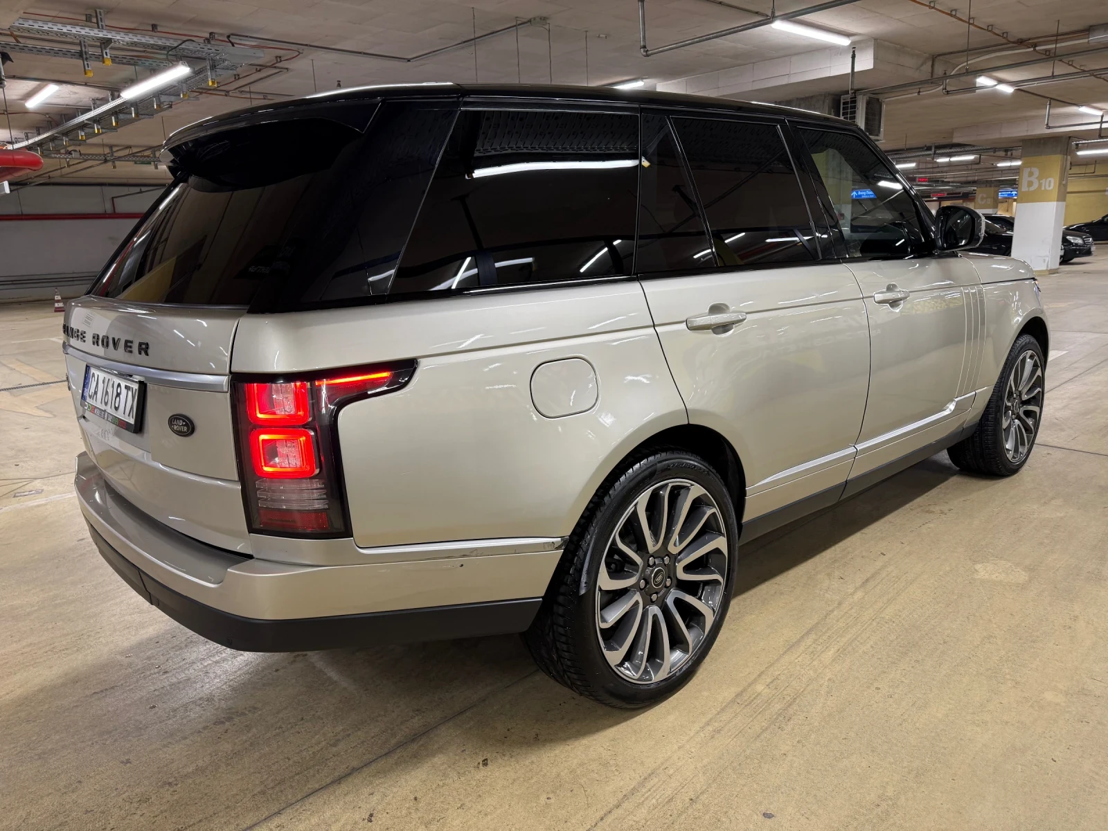 Land Rover Range rover 4.4* DIGITAL* VACUM* AUTOBIOGRAPHY* FULL* 360* 22k | Mobile.bg   5