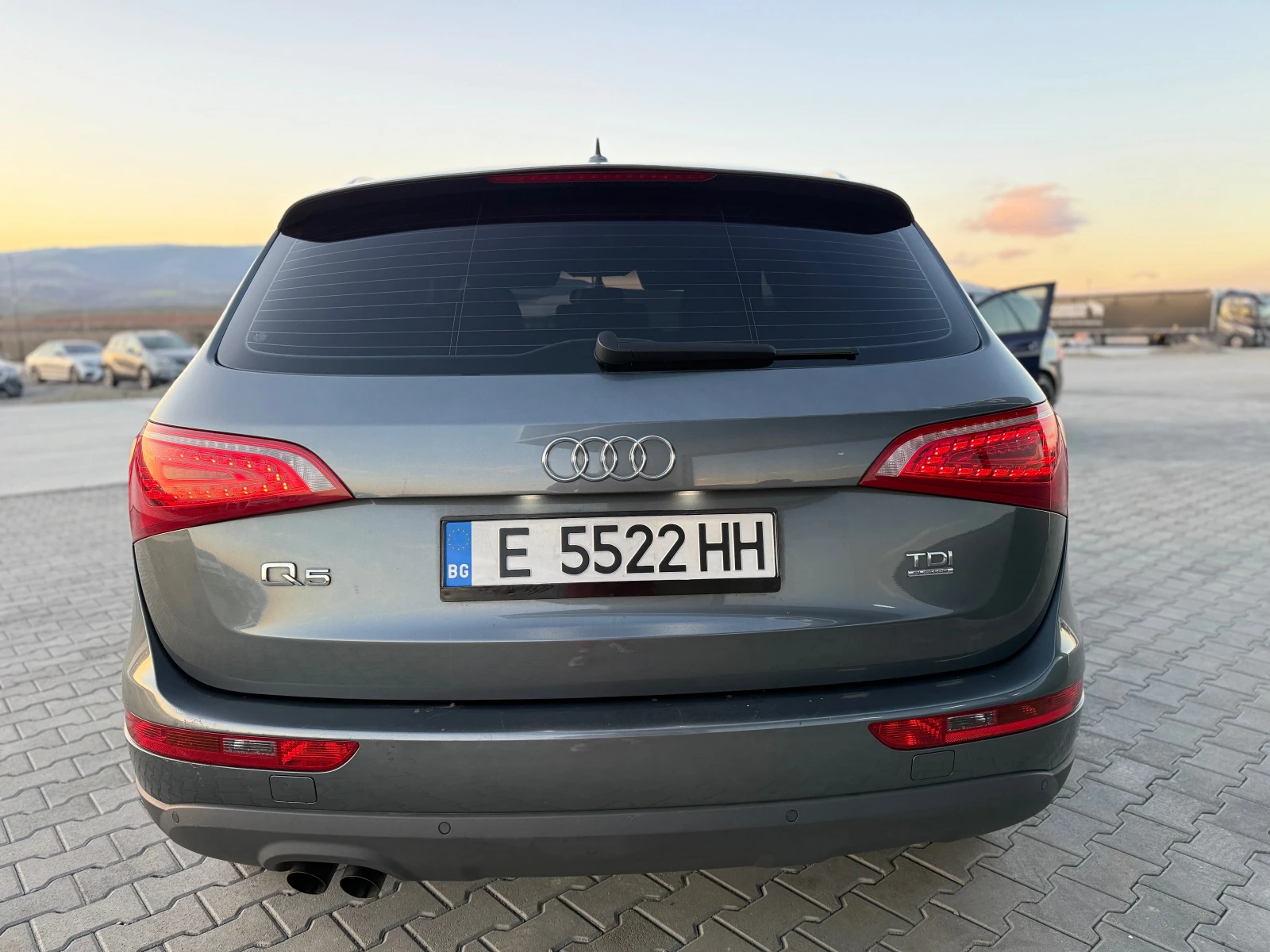 Audi Q5 2.0TDI 177 ks Собствен лизинг !!! - изображение 6