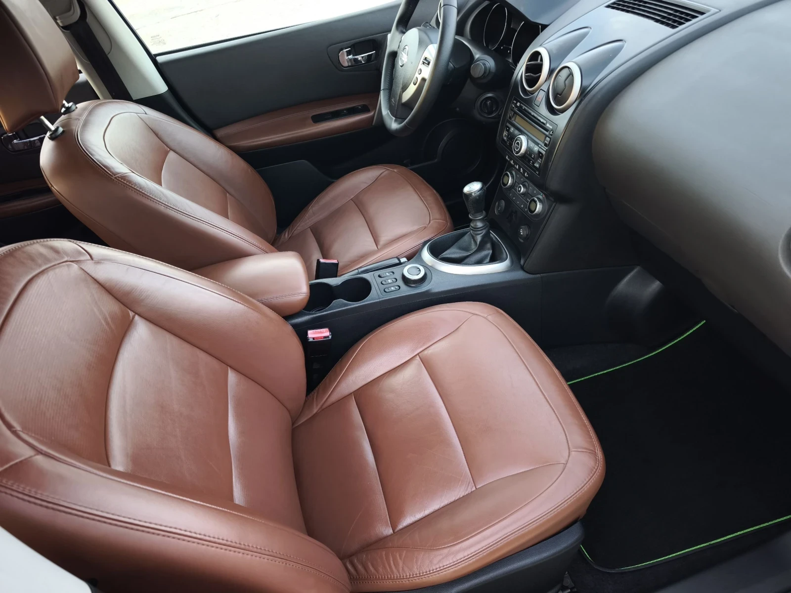 Nissan Qashqai 2.0i 4x4 ITALIA FULL SERVICE NEW !!! | Mobile.bg � ����������� 9