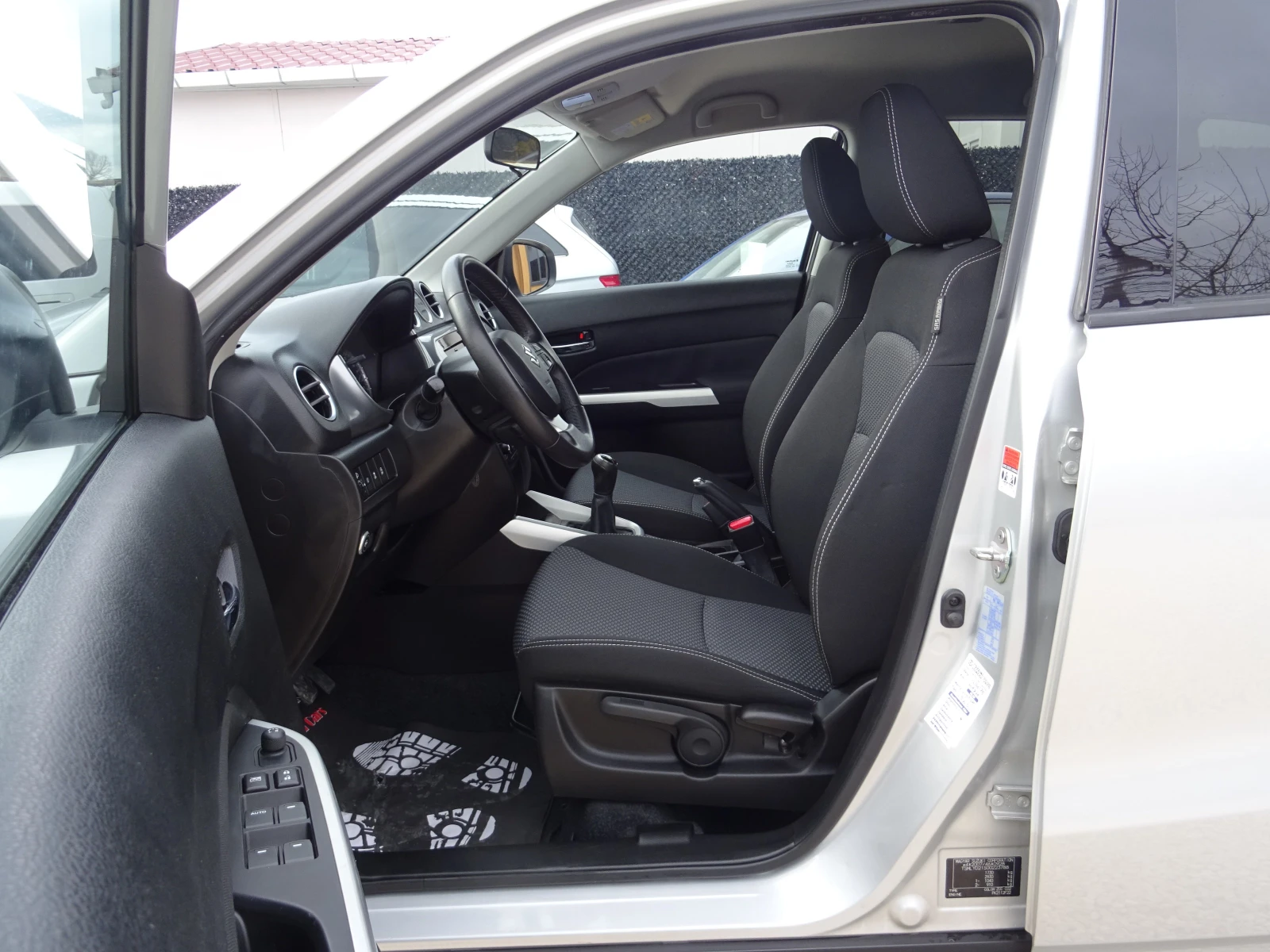 Suzuki Vitara 1.6vvt V-Cool 2wd | Mobile.bg � ����������� 11